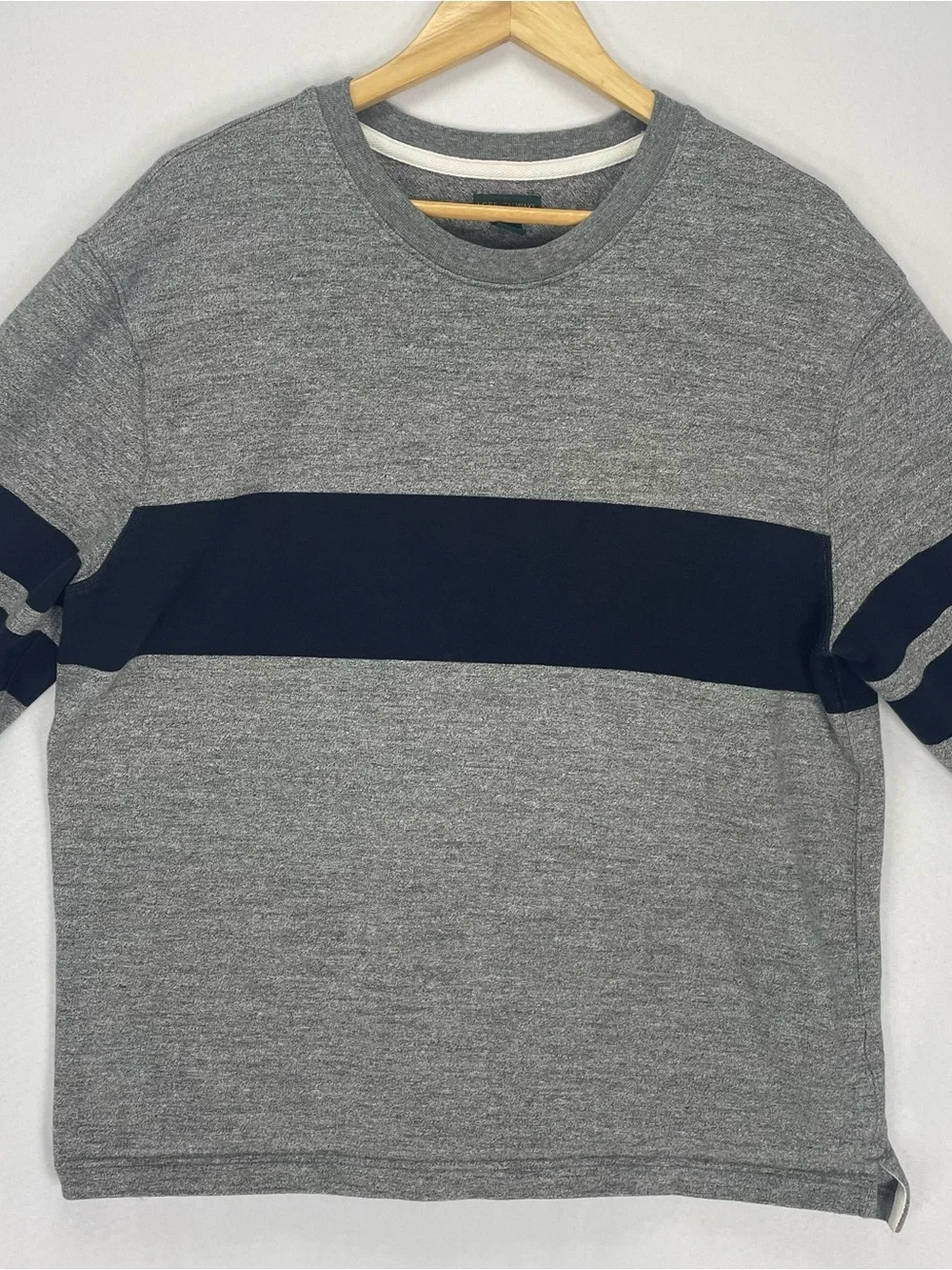 J Crew Always Rugby Shirt Men’s L Gray Blue Stripe Heavyweight Fleece Pullover